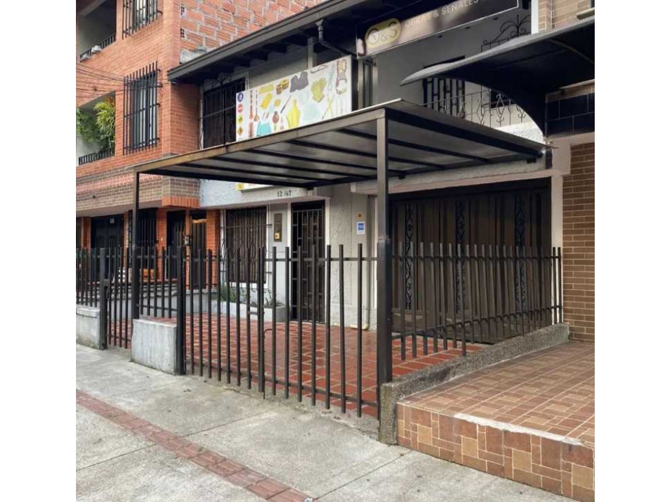 CASA COMERCIAL INDEPENDIENTE