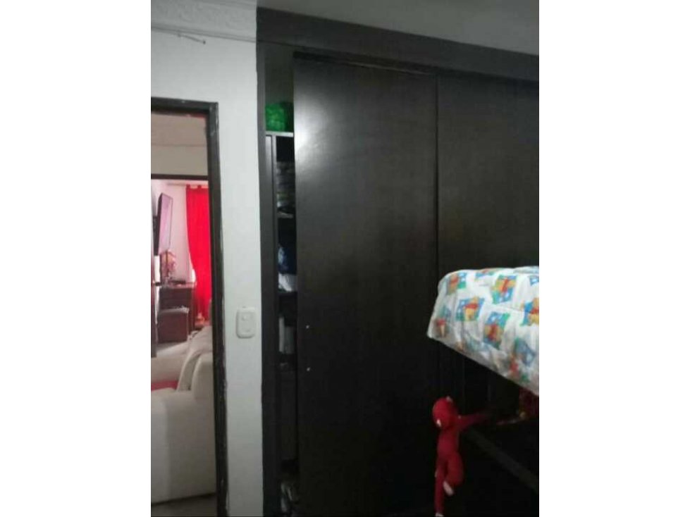 VENDO CASA TRIFAMILIAR EN CALIMIO DECEPAZ(PEATONAL) TP