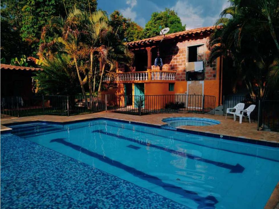 CASA DE CAMPO IDEAL PARA DESCANSO Y REGOCIJO SOPETRÁN ANTIOQUIA