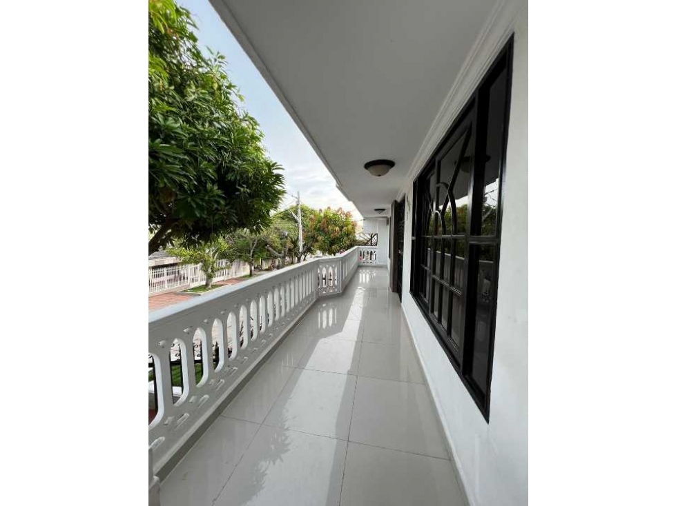 Casa en arriendo barrio Ciudad Jardin en Barranquilla