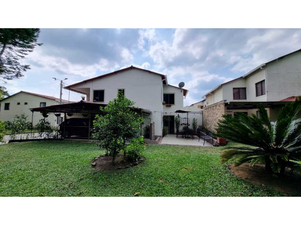 CASA EN CONJUNTO CERRADO NORTE DE ARMENIA