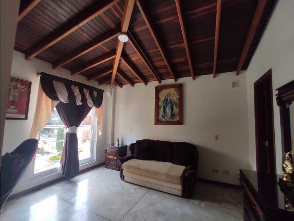 CASA EN ARRIENDO SECTOR SAN JOSE SABANETA