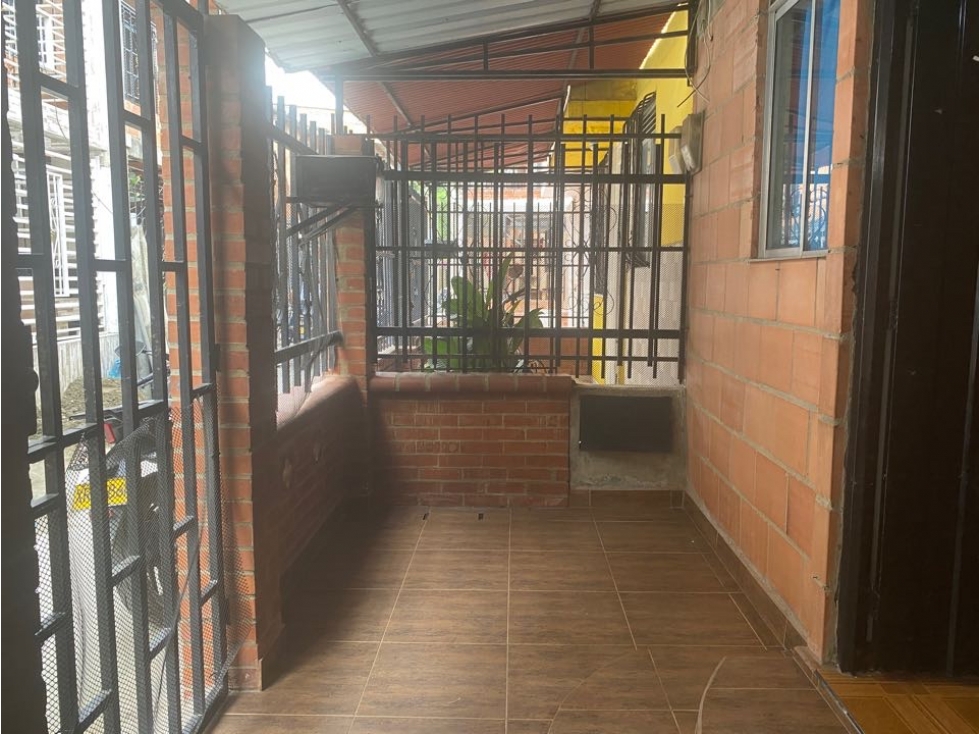 CASA EN VENTA AL ORIENTE DE CALI BARRIO VALLE GRANDE