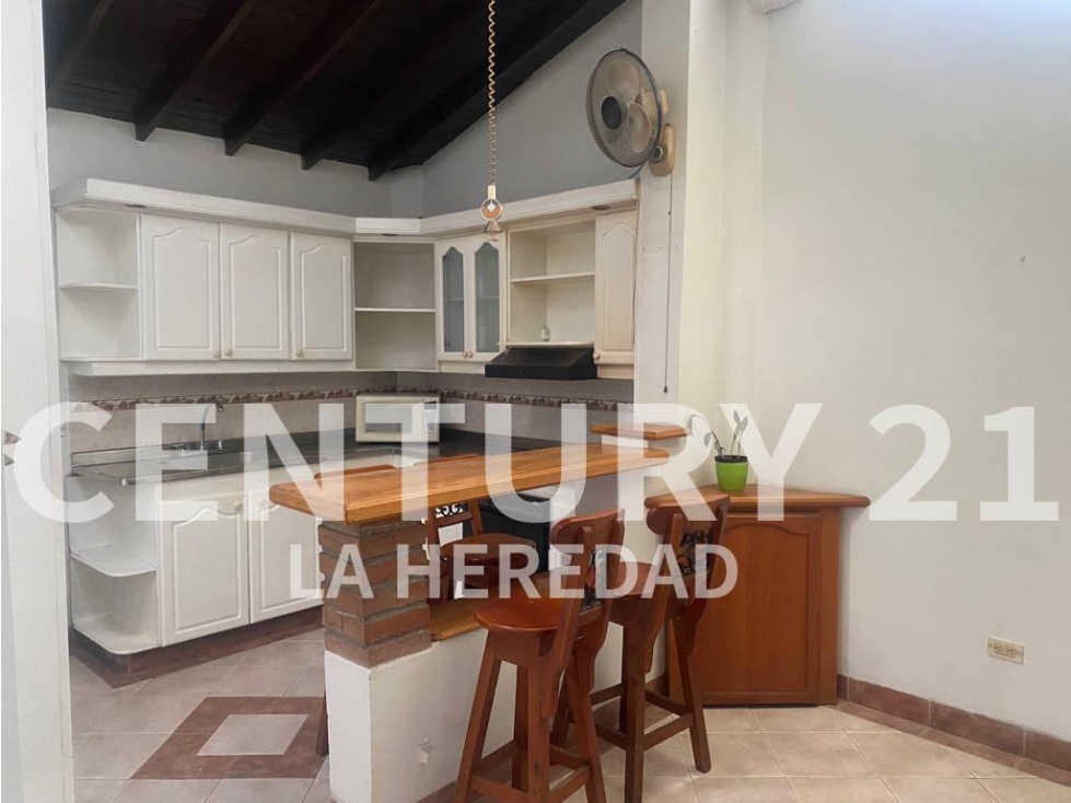 casa en venta, con 2 apartaestudios Id 122082