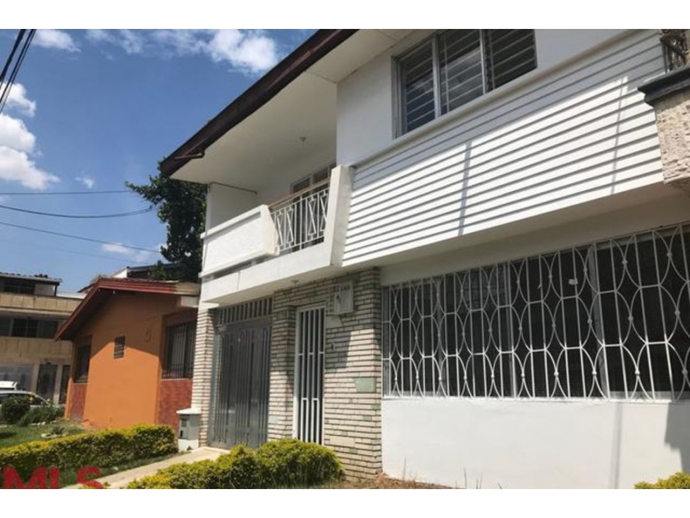 Casa en venta en Estadio, Medellín