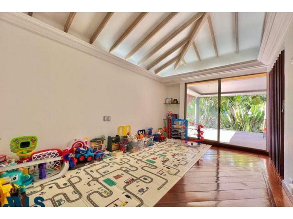 Casa en venta en La Calera, Medellín