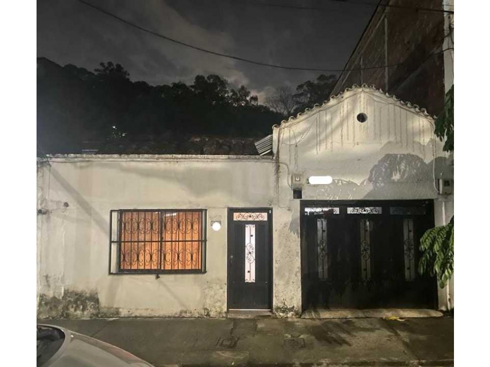 ?VENTA CASA LOTE BELEN FATIMA PRIMER PISO ?¡EXCELENTE INVERSIÓN!