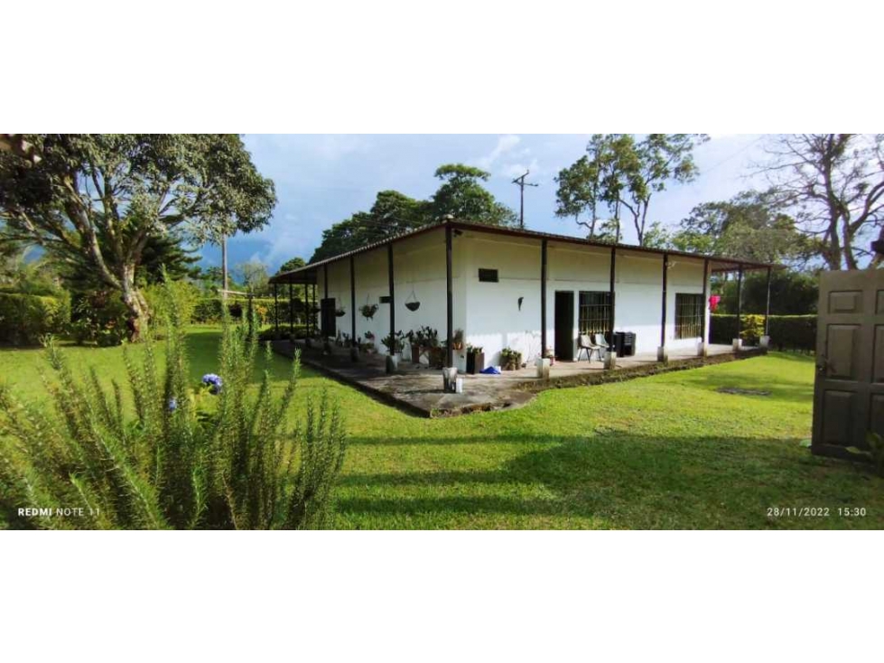 Casa lote campestre en el Caimo con área de 6.400 mts2