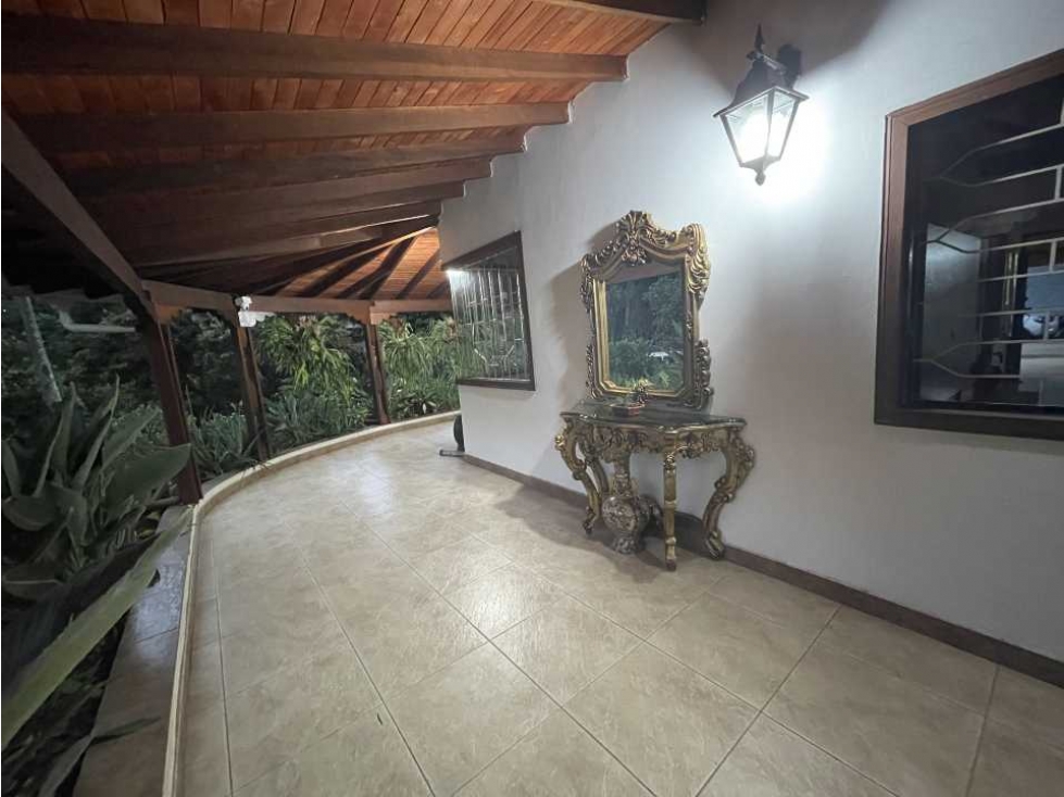 Casa Lote en Venta en el Esmeraldal Envigado