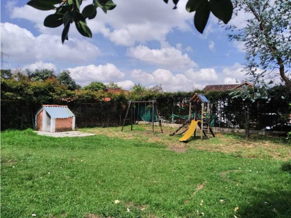 Casa para el Arriendo en sector los colegios