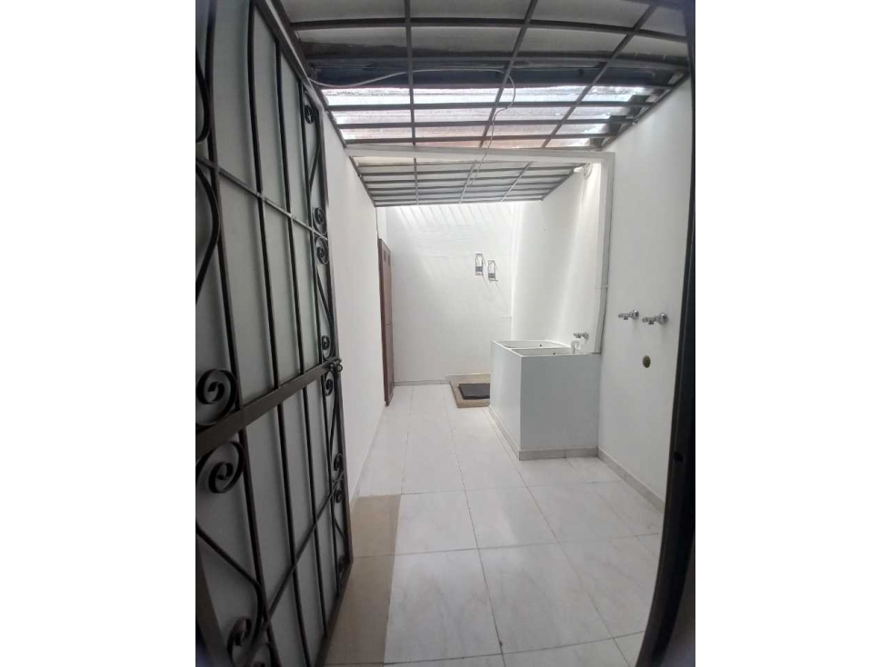 VENDO CASA en Conjunto con Piscina Cerro campestre Alto  Villavo