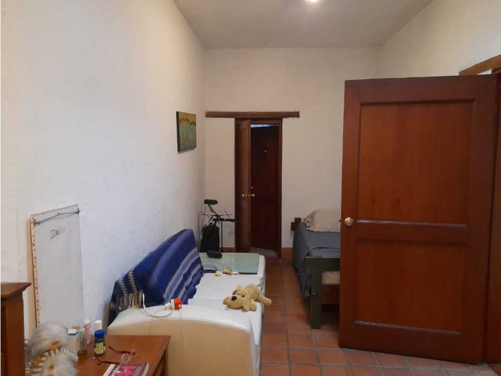 CASA GRANDE REMODELADA HOSTAL AIRBNB OESTE CALI