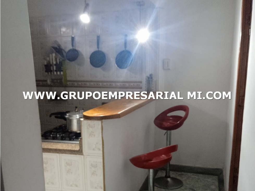 CASA UNIFAMILIAR EN VENTA - SECTOR ARANJUEZ COD: 27097