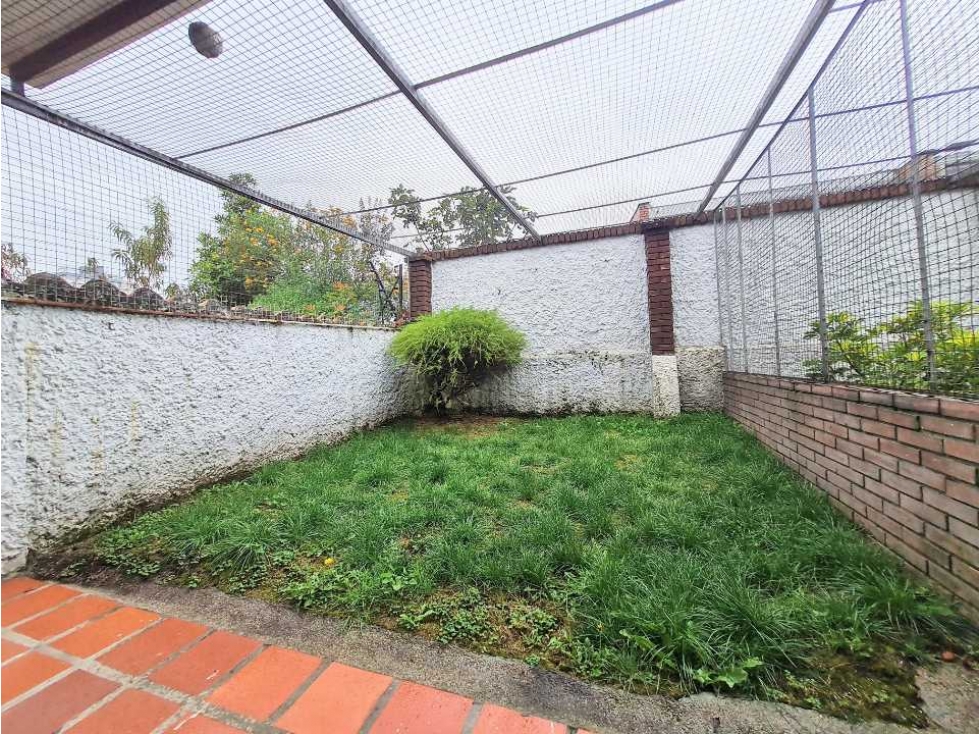 CASA VENTA NIZA TERRAZA JARDIN, BOGOTA