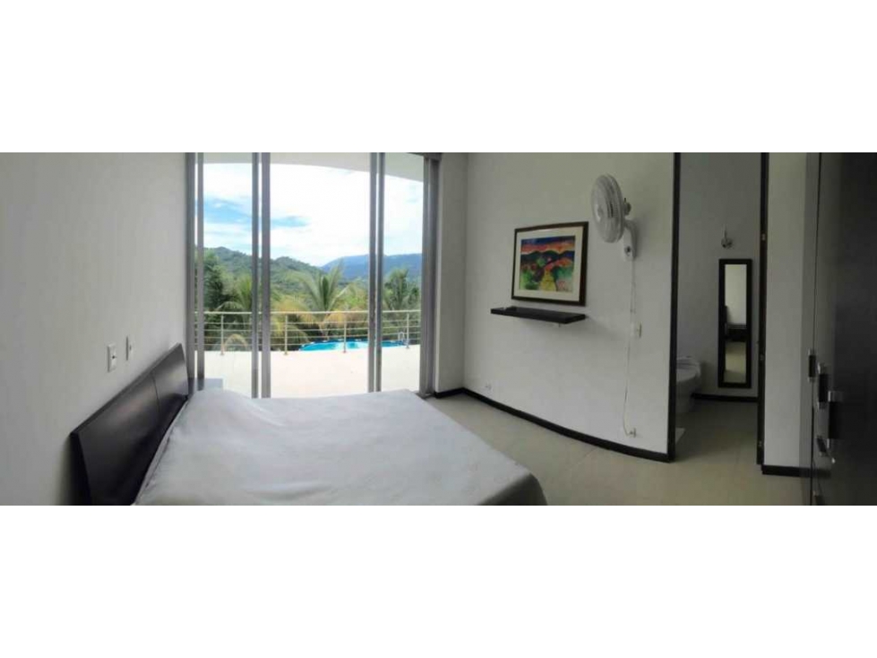 Disfrute El mejor clima a 60 min de Bogota casa campestre en Venta