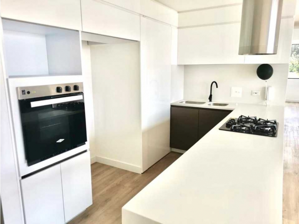 EN VENTA APARTAMENTO EN BELMIRA PARA ESTRENAR