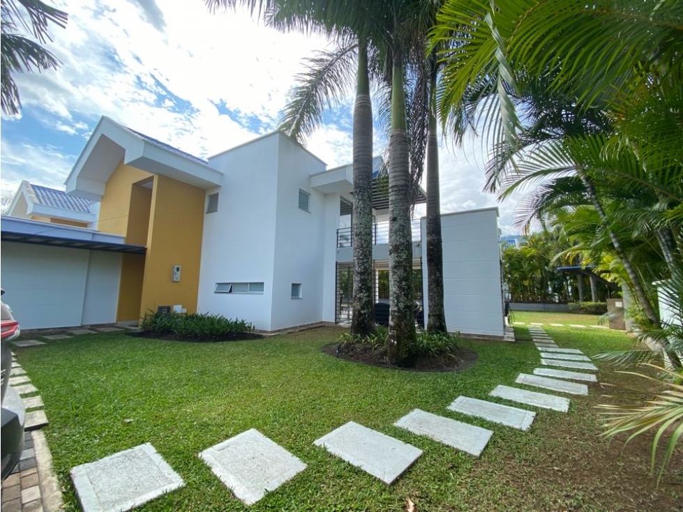 En Venta Casa Quinta (Vía Villavicencio)