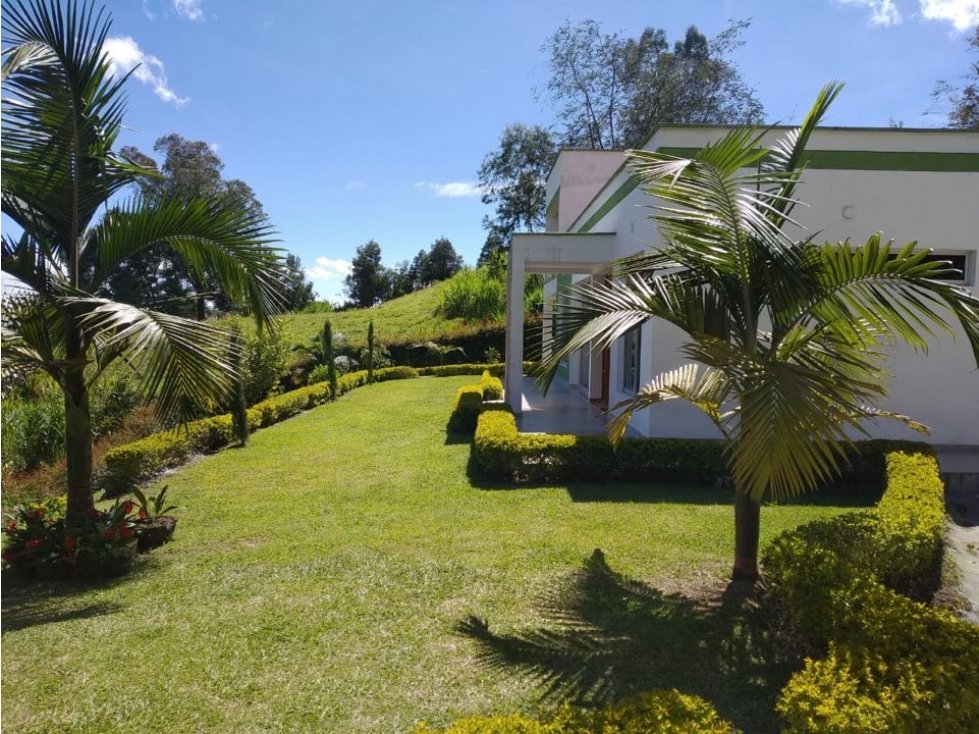 ENCANTADORA FINCA EN VENTA EL CÁRMEN DE VIBORAL