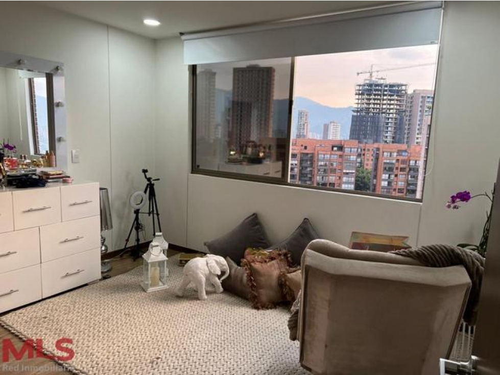 Espectacular Apartamento en el poblado(MLS#239373)