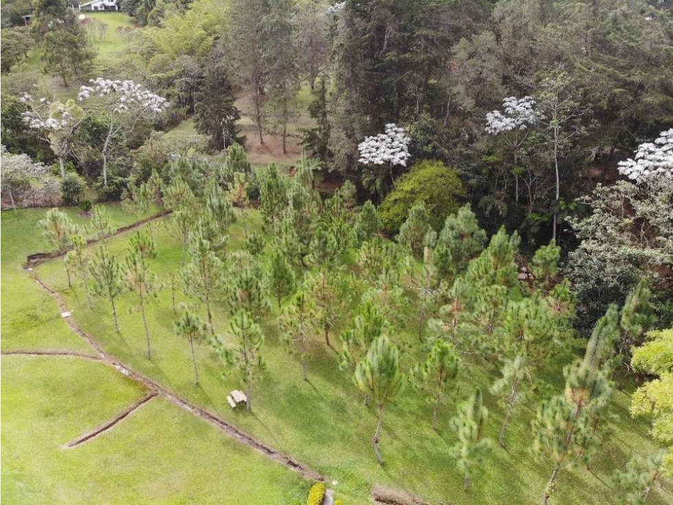 Espectacular casa finca campestre en exclusiva zona de El Tablazo