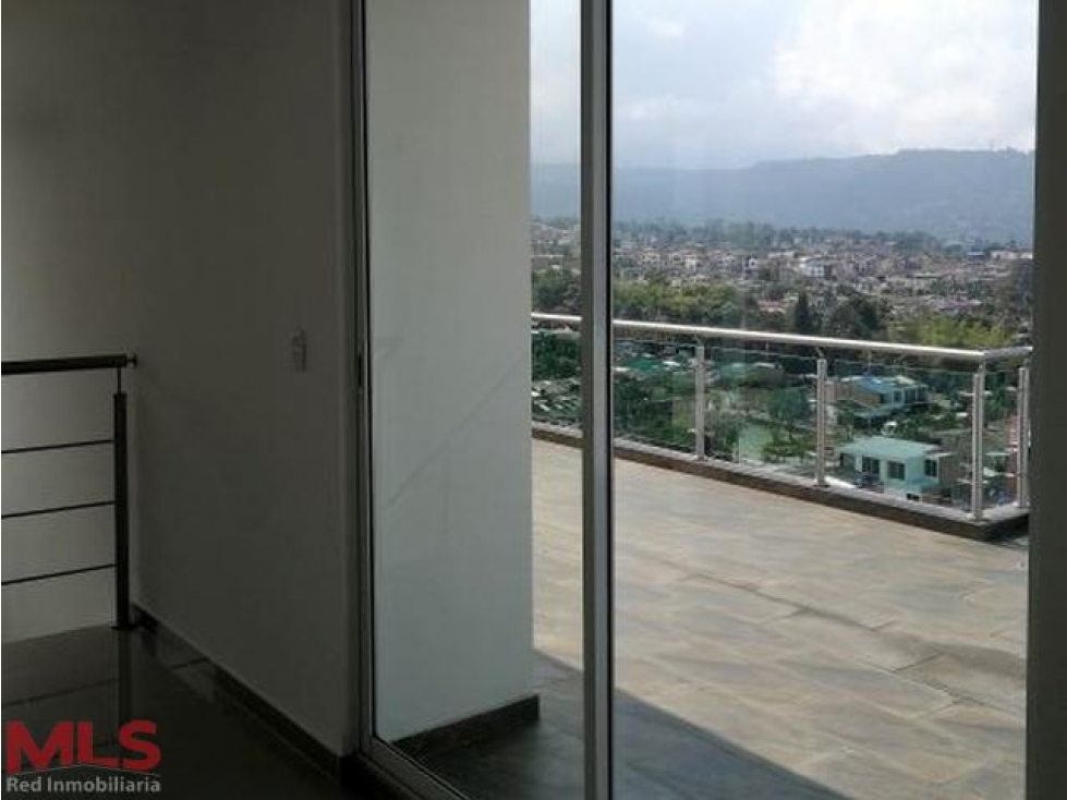 Espectacular Penthouse dúplex NUEVO con excelente...(MLS#239690)