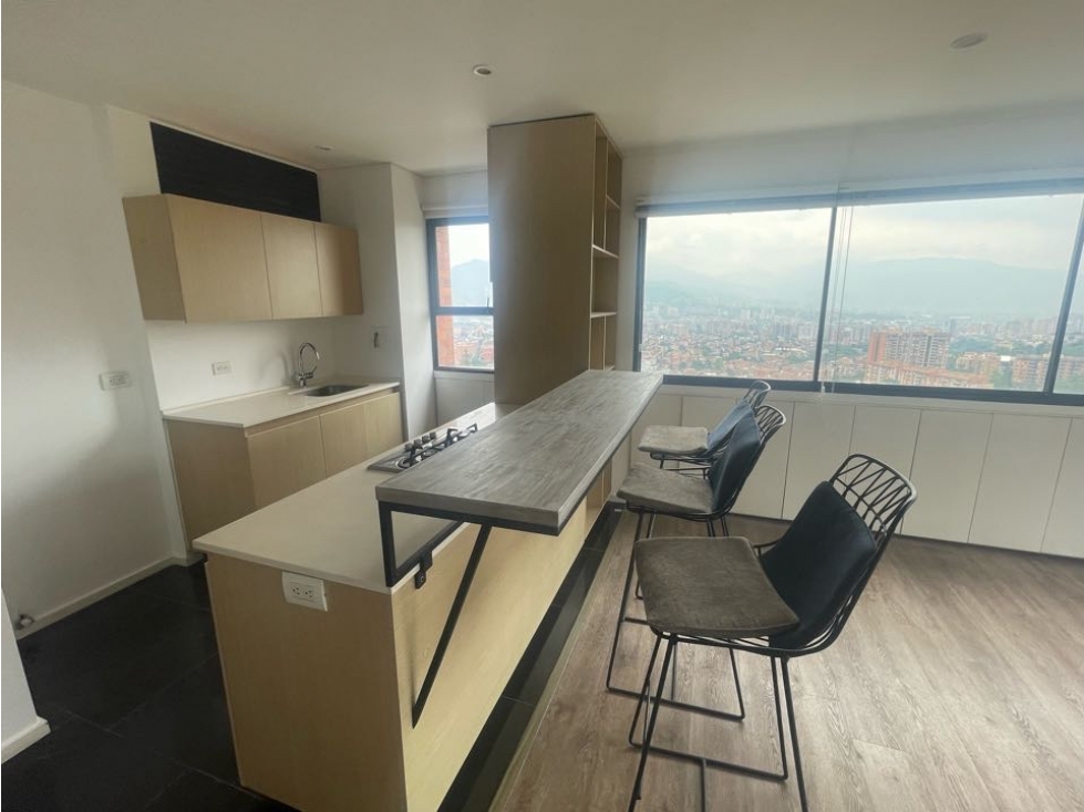 Excelente apartamento en arriendo en Envigado loma de brujas