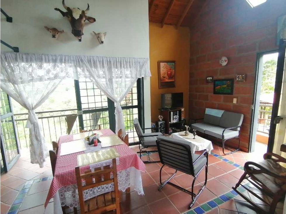 FINCA EN VENTA A PUERTA CERRADA MARINILLA ANTIOQUIA (S)