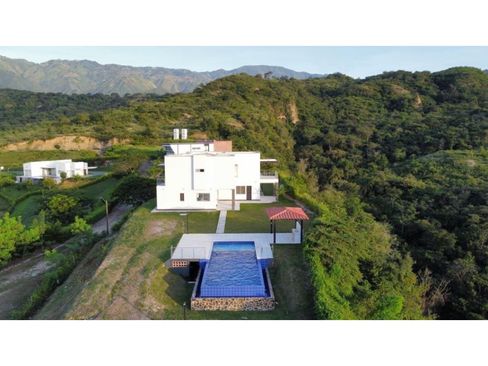 FINCA EN VENTA SAN JERÓNIMO, PARCELACIÓN PORTERIA 24 Horas