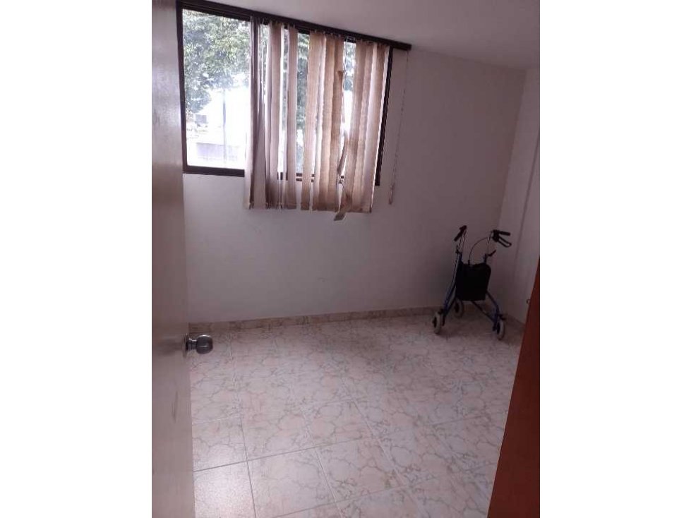 Gangazo apartamento cercano al centro, unidad residencial