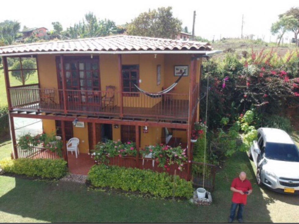 HERMOSA FINCA EN VENTA MARINILLA