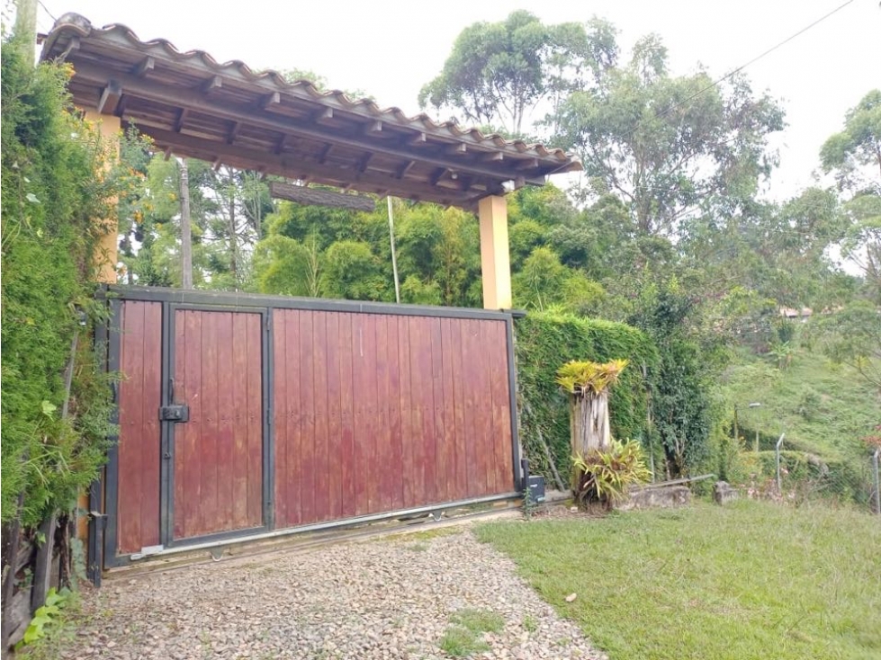 HERMOSA FINCA EN VENTA SECTOR AEROPUERTO RÍONEGRO - CASA AUXILIAR.