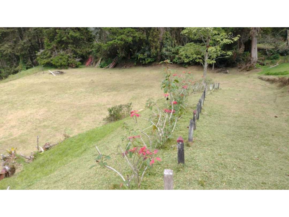 Hermosa finca Retiro vereda puente pelaez 7.2 km del pq  casa 60 m2,