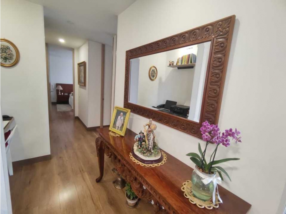 Hermoso apartamento en Milla de Oro