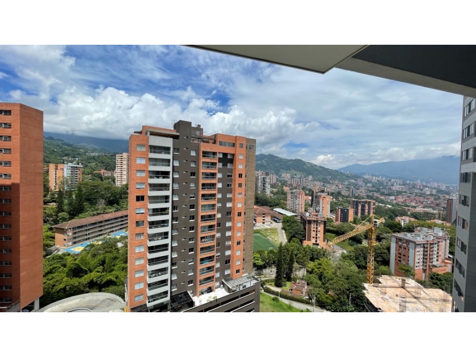 HERMOSO APARTAMENTO ENVIGADO LOMA LOS MESA