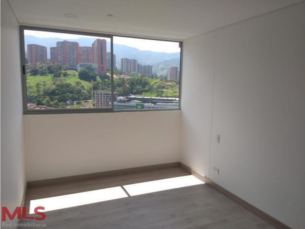 Hermoso apartamento para estrenar en la loma del c...(MLS#238818)