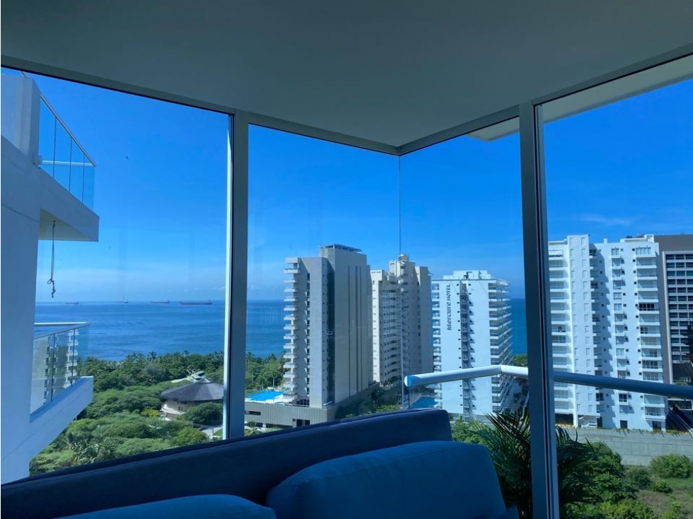 Hermoso apartamento con vista al mar Bello Horizonte.