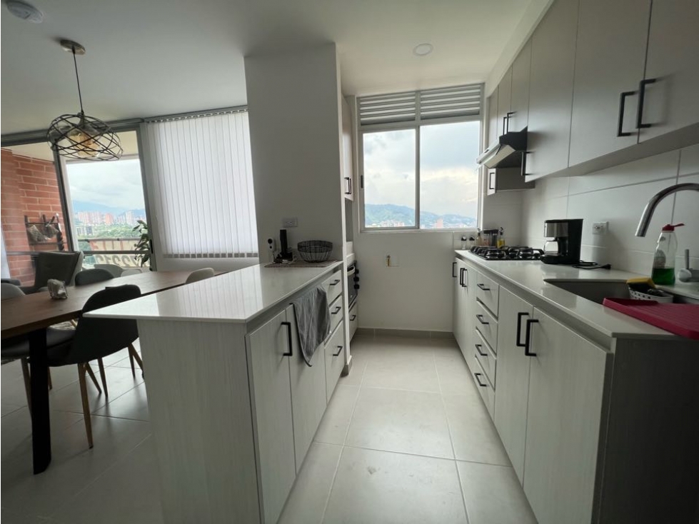 HERMOSO APARTAMENTO SABANETA PARTE BAJA CERCA AL EURO