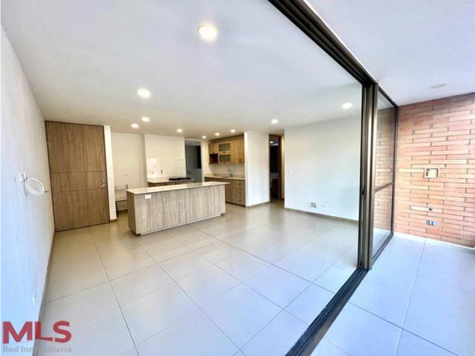 Hermoso apto con acabados de lujo(MLS#238014)