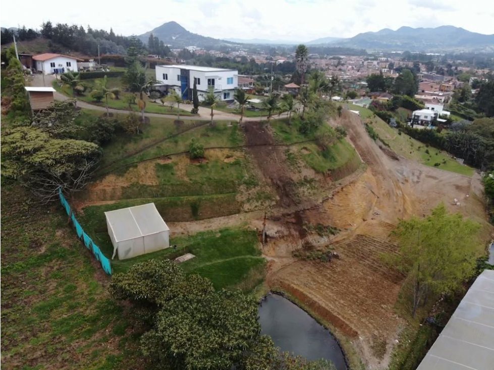 Increíble casa campestre moderna cerca a zona urbana de La Ceja