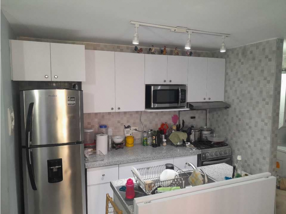 Lindo apartamento en 1 piso remodelado y amoblado, parques de bolivar