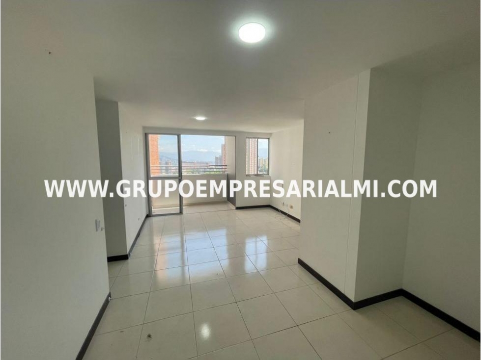 LINDO APARTAMENTO EN VENTA - SECTOR ALTO DE LAS FLORES COD:28114