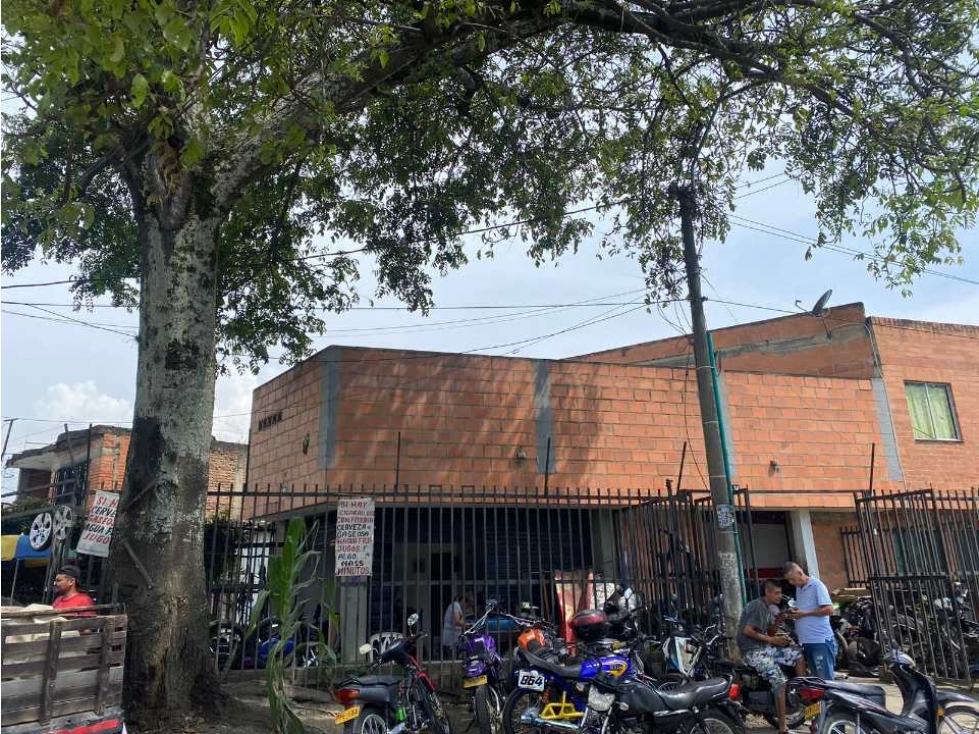 Locales para venta en el oriente de cali barrio Andres Sanin