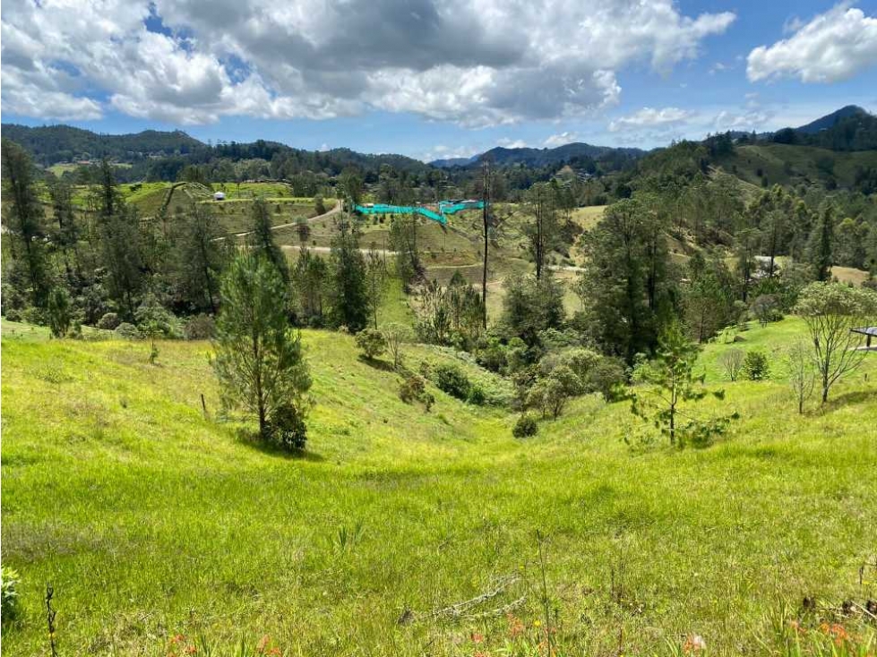 Lote en  entra el Retiro Antioquia parcelación 17