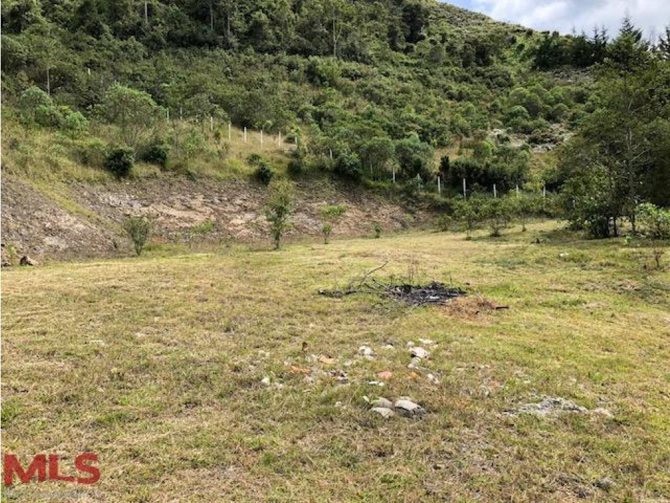 Lote en venta en El Retiro Antioquia(MLS#215088)