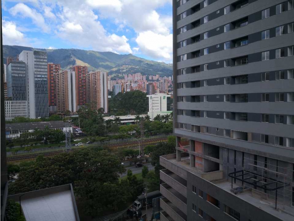 Cerca a Ciudad del Río el poblado nuevo cerca a dos estaciones metro!