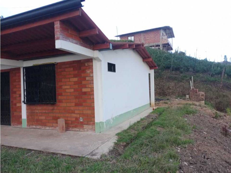 Oportunidad... LINDA FINCA PARA ESTRENAR EN VENTA EN EL CARMEN VÍBORAL