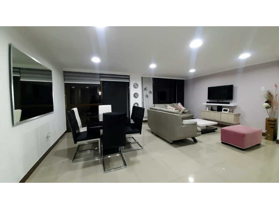 SE VENDE APARTAMENTO- CASTELLANA (NORTE)