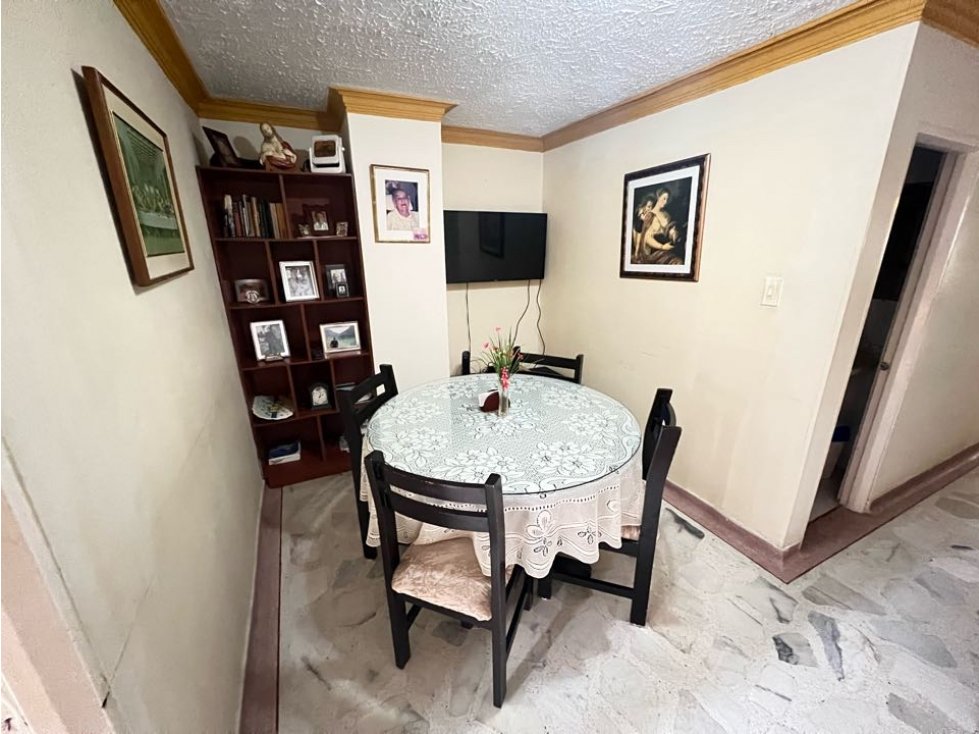 Se Vende Apartamento con terraza -Sector Laureles