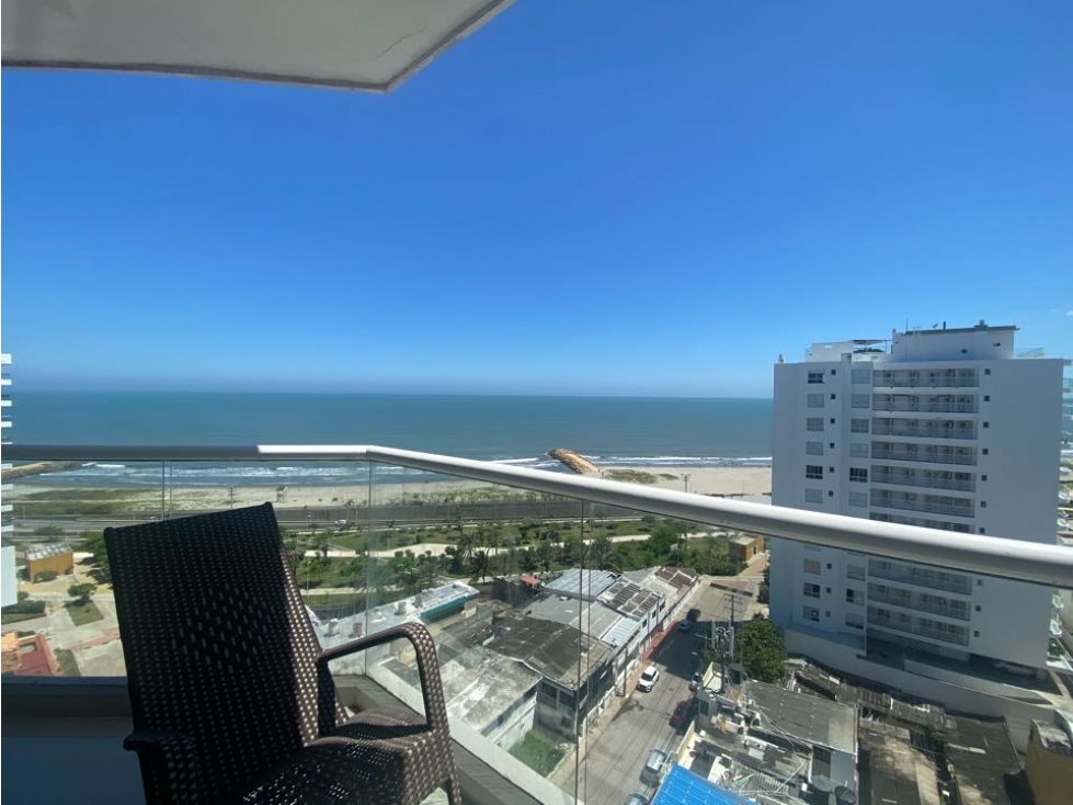 Se vende apartamento con vista al mar en Crespo !