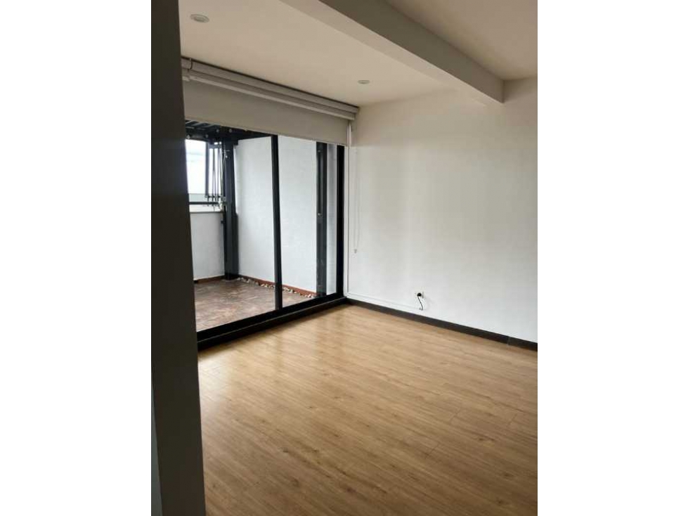 Se vende apartamento duplex de 2 habitaciones en el norte de Armenia